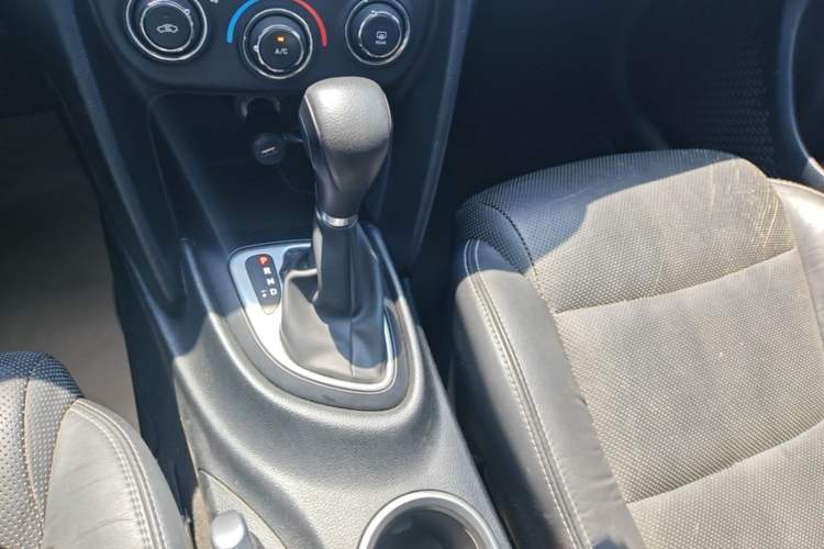 Used Fiat Viaggio 2012 1.4T Automatic Jingxiang Edition Gear Lever
