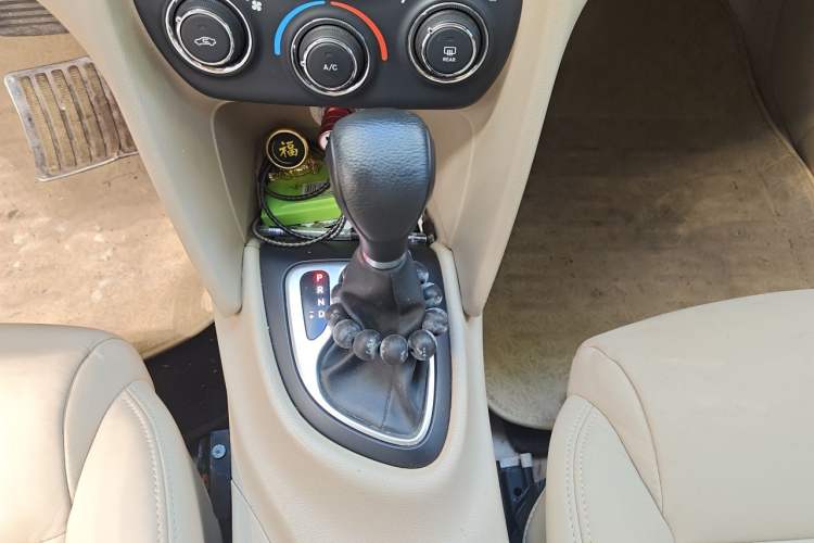 Used Fiat Viaggio 2012 1.4T Automatic Jingxiang Edition Gear Lever