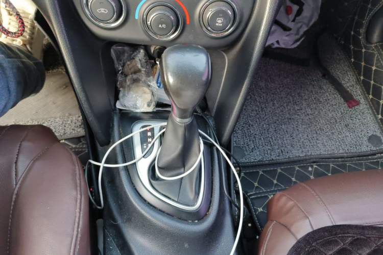 Used Fiat Viaggio 2012 1.4T Automatic Jingxiang Edition Gear Lever