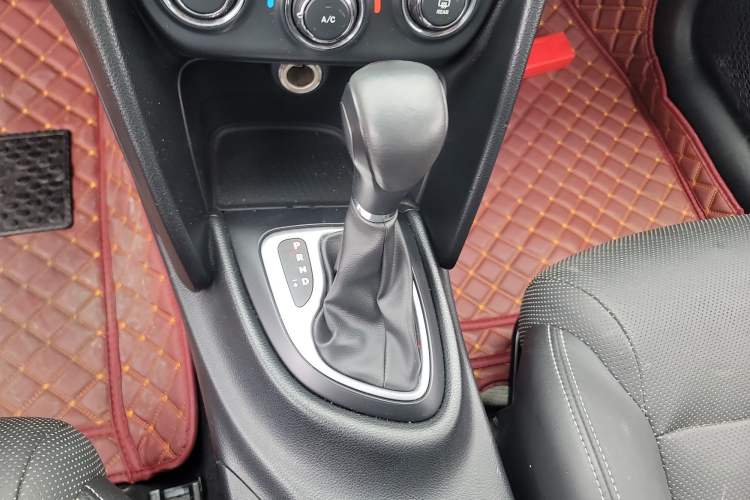 Used Fiat Viaggio 2012 1.4T Automatic Jingxiang Edition Gear Lever