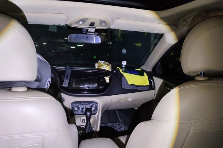 Used Fiat Viaggio 2012 1.4T Automatic Jingxiang Edition Headliner