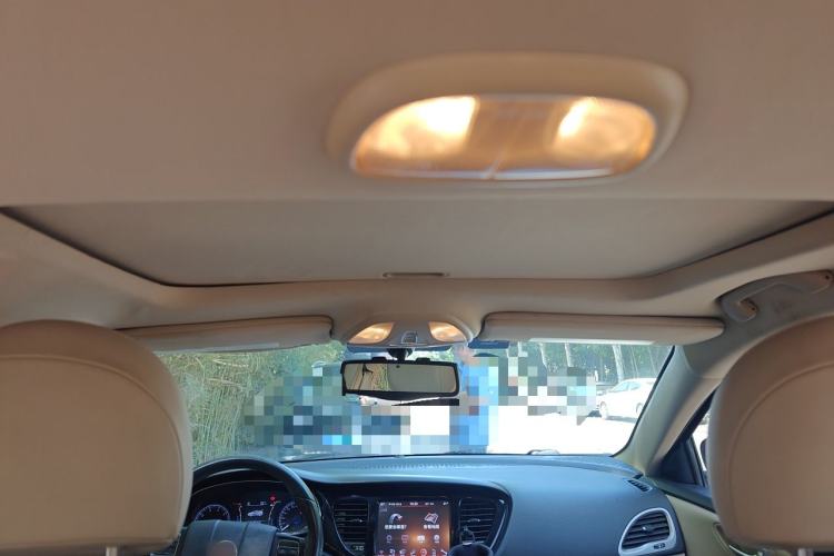 Used Fiat Viaggio 2012 1.4T Automatic Luxury Edition Headliner