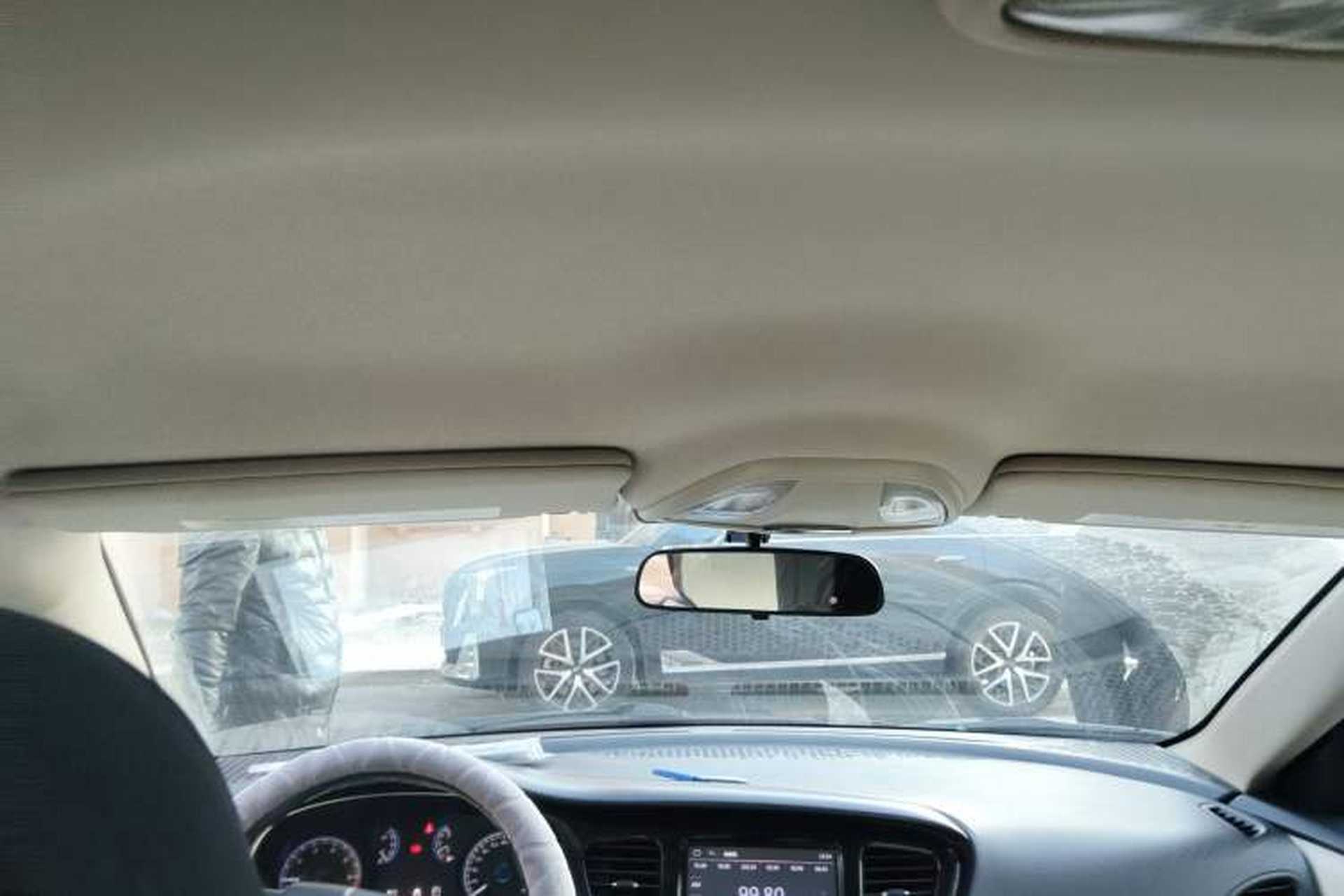 Used Fiat Viaggio 2012 1.4T Automatic Enjoyment Edition Headliner