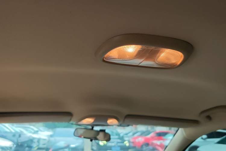 Used Fiat Viaggio 2012 1.4T Automatic Enjoyment Edition Headliner