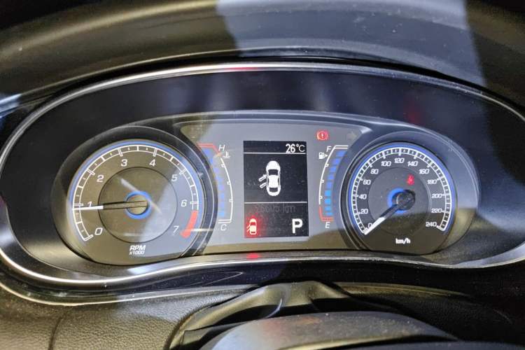 Used Fiat Viaggio 2012 1.4T Automatic Enjoyment Edition Instrument Cluster