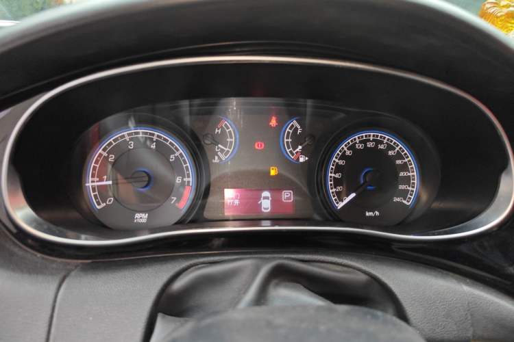 Used Fiat Viaggio 2012 1.4T Automatic Enjoyment Edition Instrument Cluster