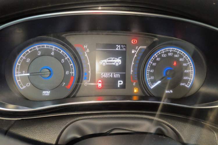 Used Fiat Viaggio 2012 1.4T Automatic Enjoyment Edition Instrument Cluster