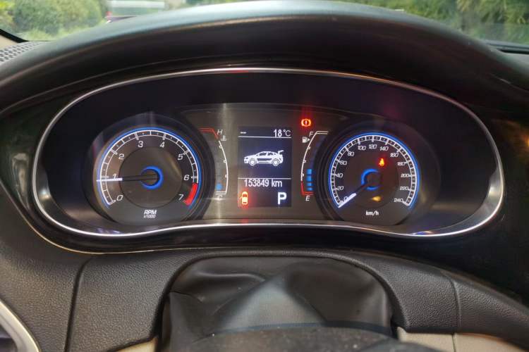 Used Fiat Viaggio 2012 1.4T Automatic Luxury Edition Instrument Cluster