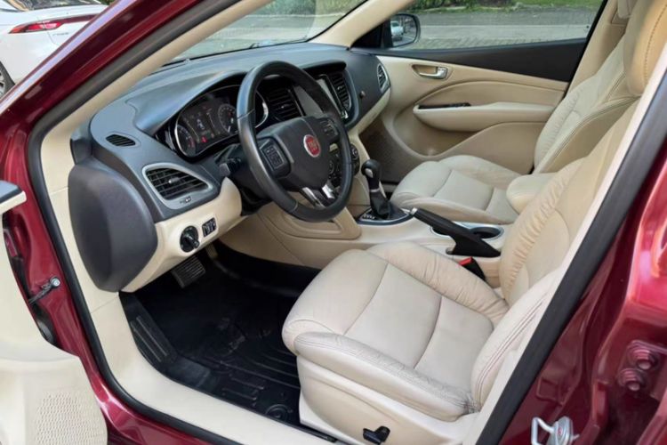 Used Fiat Viaggio 2012 1.4T Automatic Jingxiang Edition Interior 2