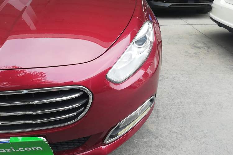 Used Fiat Viaggio 2012 1.4T Automatic Enjoyment Edition Left Front Headlight