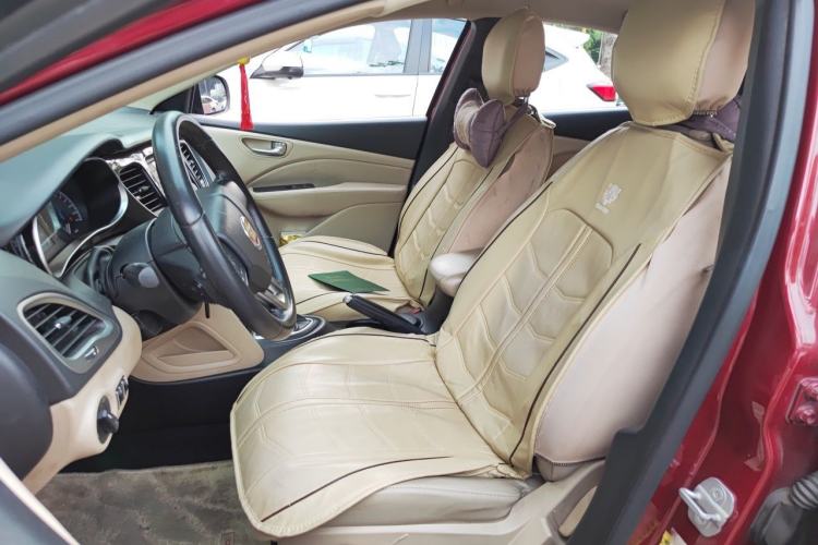 Used Fiat Viaggio 2012 1.4T Automatic Enjoyment Edition Left Front Seat