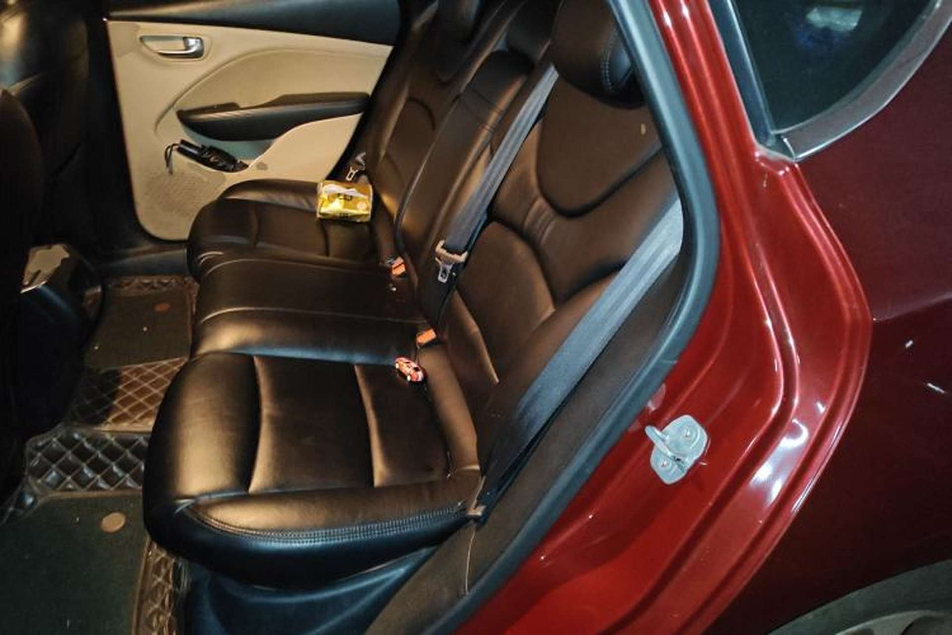 Used Fiat Viaggio 2012 1.4T Manual Enjoyment Edition Left Rear Seat