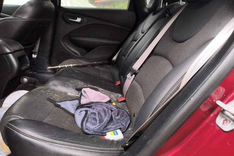 Used Fiat Viaggio 2012 1.4T Automatic Jingxiang Edition Left Rear Seat