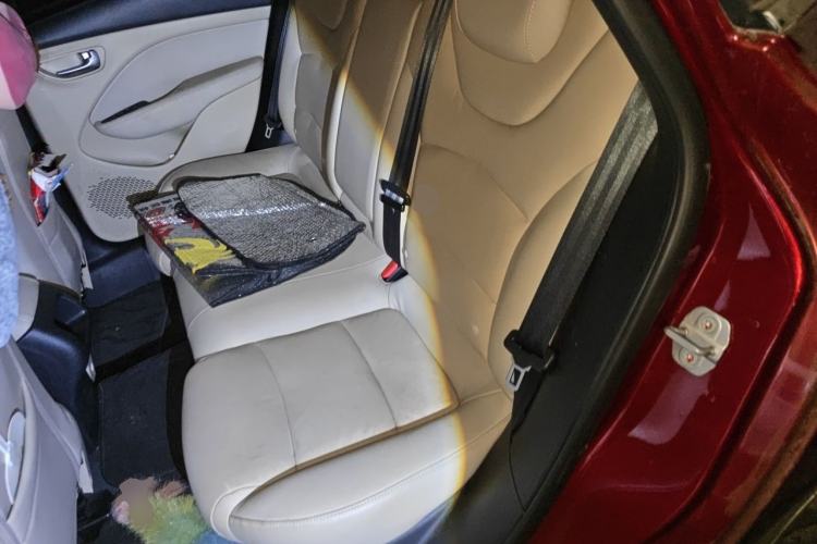 Used Fiat Viaggio 2012 1.4T Automatic Enjoyment Edition Left Rear Seat