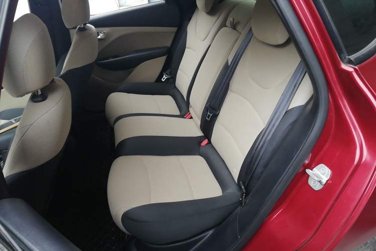 Used Fiat Viaggio 2012 1.4T Automatic Enjoyment Edition Left Rear Seat