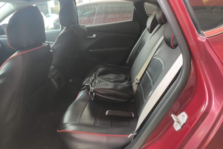 Used Fiat Viaggio 2012 1.4T Automatic Jingxiang Edition Left Rear Seat