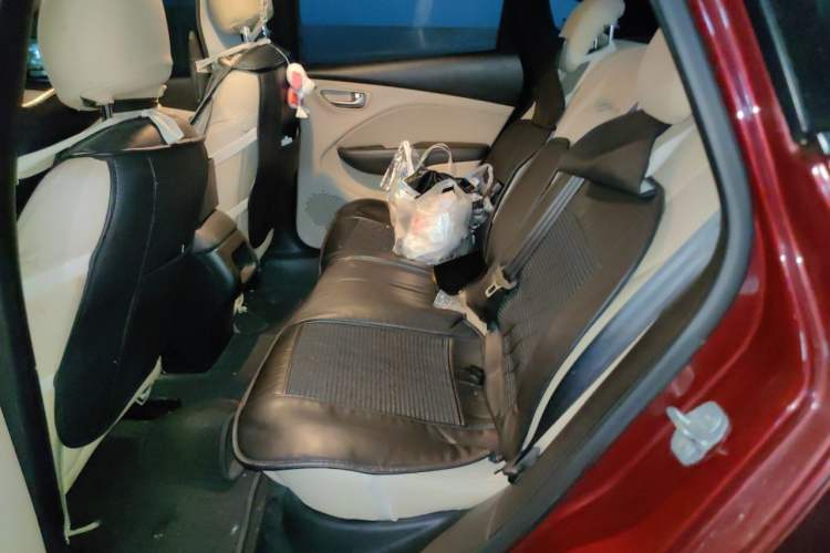 Used Fiat Viaggio 2012 1.4T Manual Enjoyment Edition Left Rear Seat