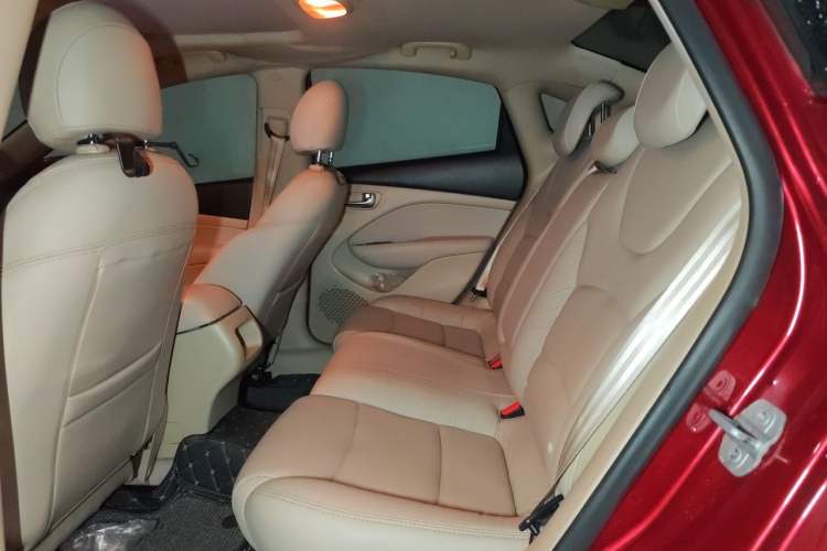 Used Fiat Viaggio 2012 1.4T Automatic Jingxiang Edition Left Rear Seat