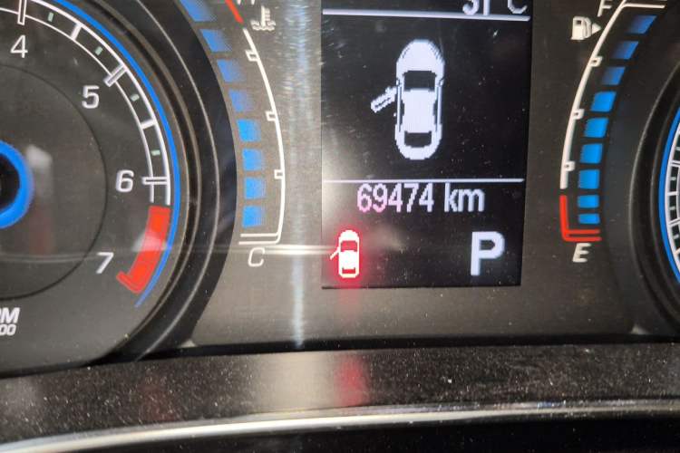 Used Fiat Viaggio 2012 1.4T Automatic Jingxiang Edition Odometer Close Up