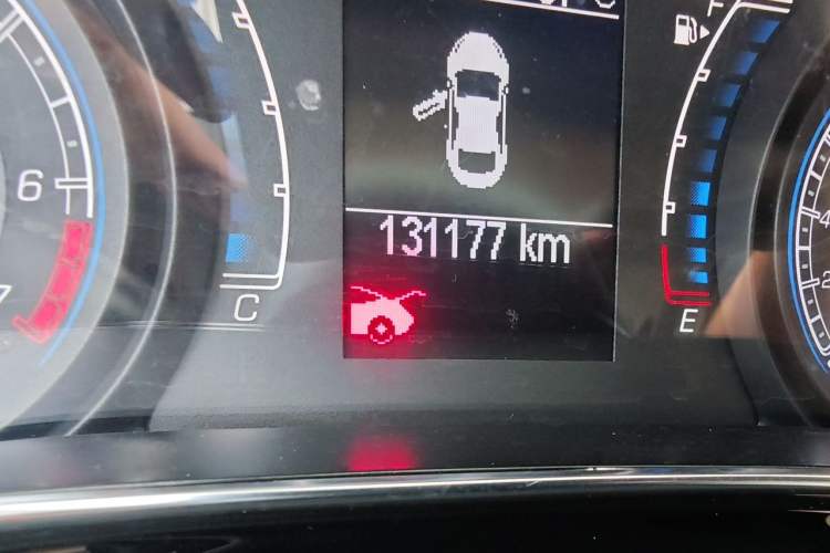 Used Fiat Viaggio 2012 1.4T Manual Enjoyment Edition Odometer Close Up