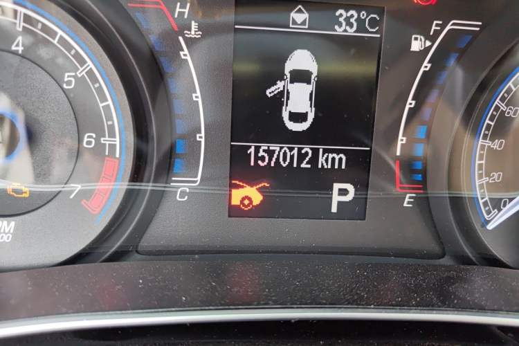 Used Fiat Viaggio 2012 1.4T Automatic Enjoyment Edition Odometer Close Up