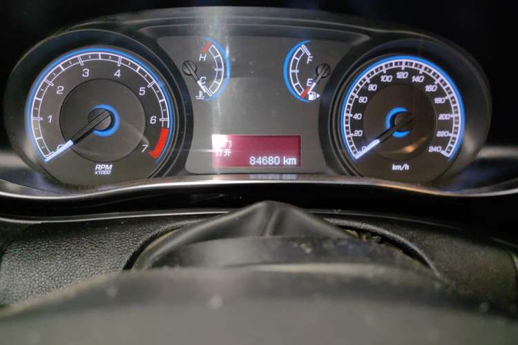 Used Fiat Viaggio 2012 1.4T Manual Enjoyment Edition Odometer Close Up