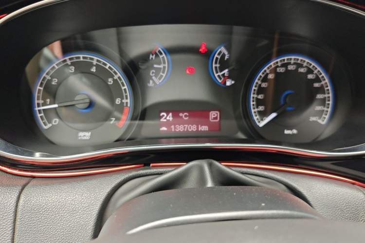 Used Fiat Viaggio 2012 1.4T Automatic Enjoyment Edition Odometer Close Up