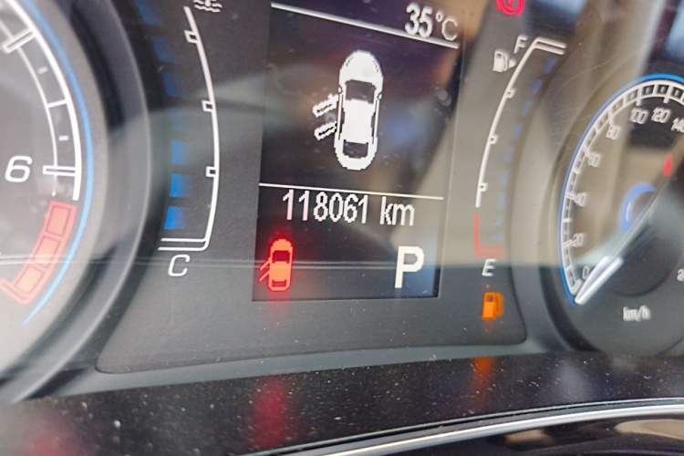 Used Fiat Viaggio 2012 1.4T Automatic Jingxiang Edition Odometer Close Up