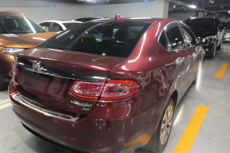 Used Fiat Viaggio 2012 1.4T Automatic Enjoyment Edition Rear Right 45 Deg