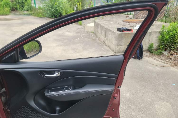 Used Fiat Viaggio 2012 1.4T Automatic Jingxiang Edition Right Front Door Interior