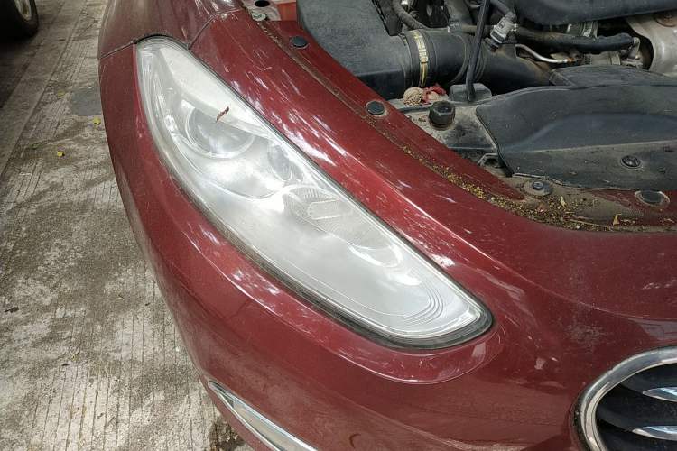 Used Fiat Viaggio 2012 1.4T Manual Enjoyment Edition Right Front Headlight