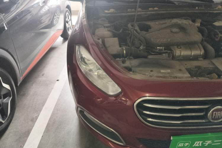 Used Fiat Viaggio 2012 1.4T Automatic Jingxiang Edition Right Front Headlight