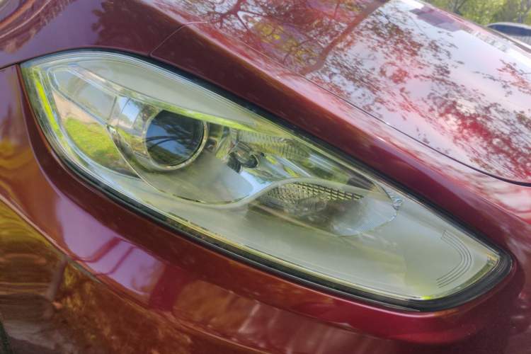 Used Fiat Viaggio 2012 1.4T Automatic Jingxiang Edition Right Front Headlight