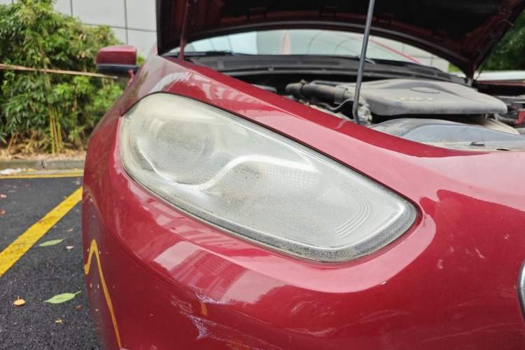 Used Fiat Viaggio 2012 1.4T Automatic Enjoyment Edition Right Front Headlight