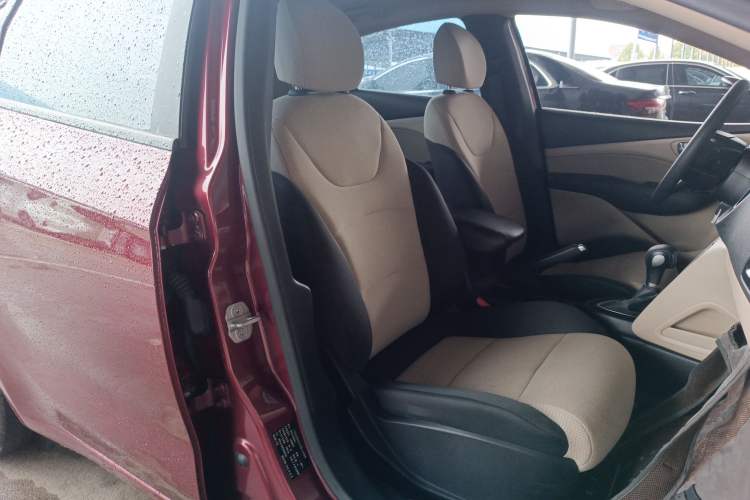Used Fiat Viaggio 2012 1.4T Automatic Enjoyment Edition Right Front Seat