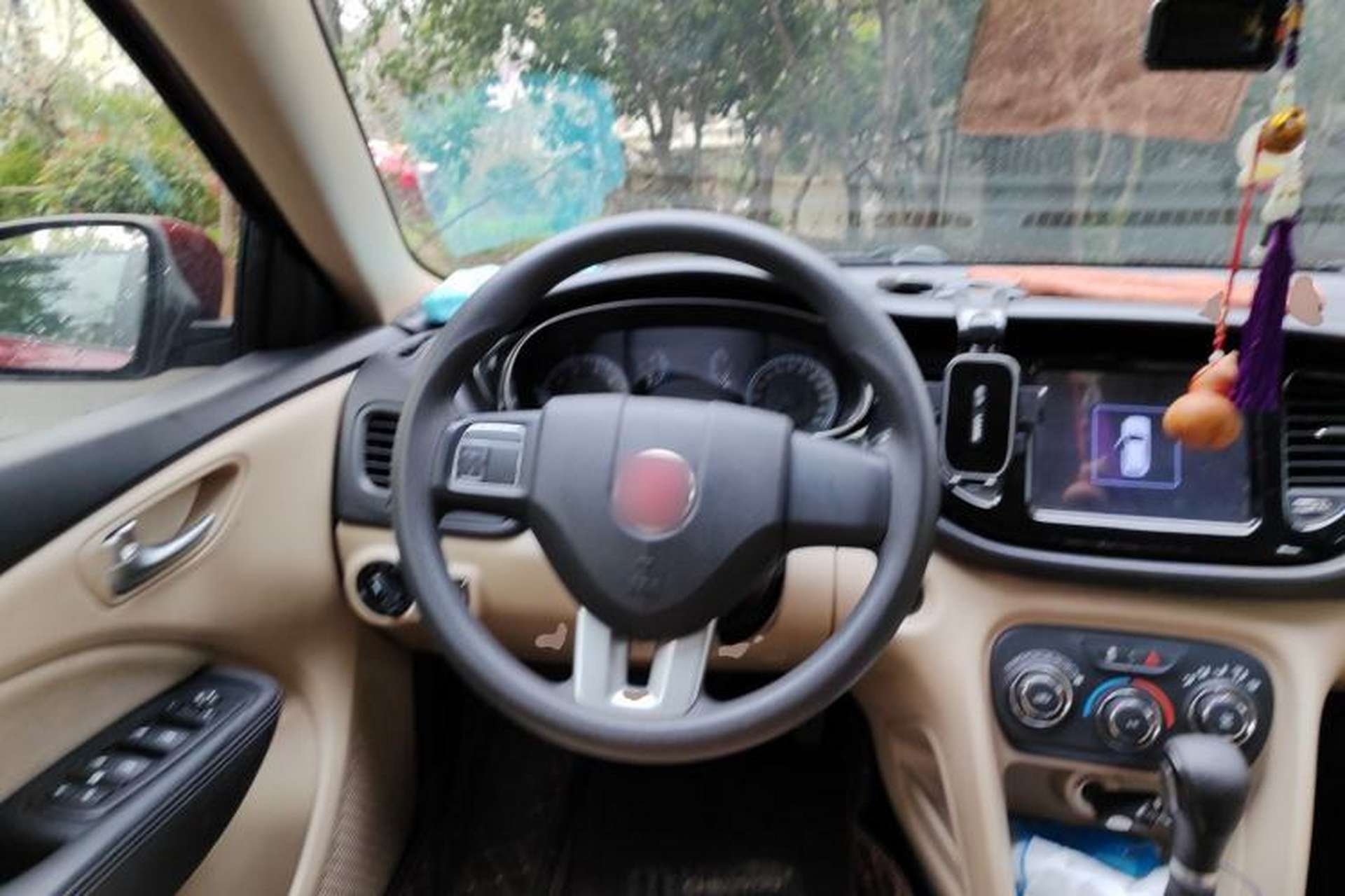 Used Fiat Viaggio 2012 1.4T Automatic Enjoyment Edition Steering Wheel