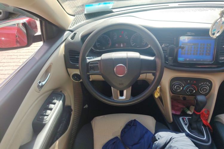 Used Fiat Viaggio 2012 1.4T Automatic Enjoyment Edition Steering Wheel