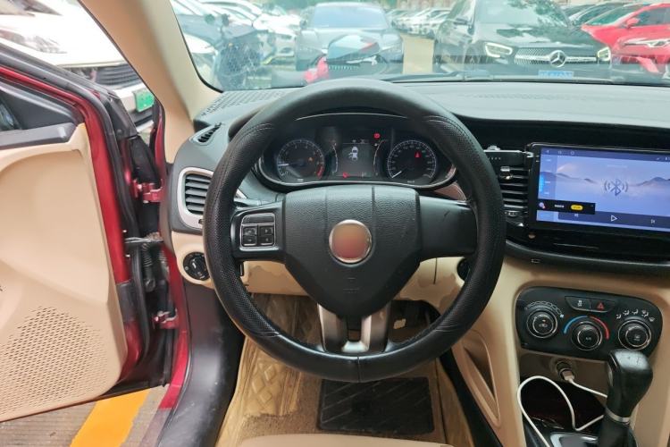 Used Fiat Viaggio 2012 1.4T Automatic Enjoyment Edition Steering Wheel