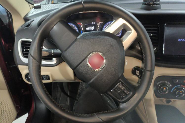 Used Fiat Viaggio 2012 1.4T Automatic Enjoyment Edition Steering Wheel