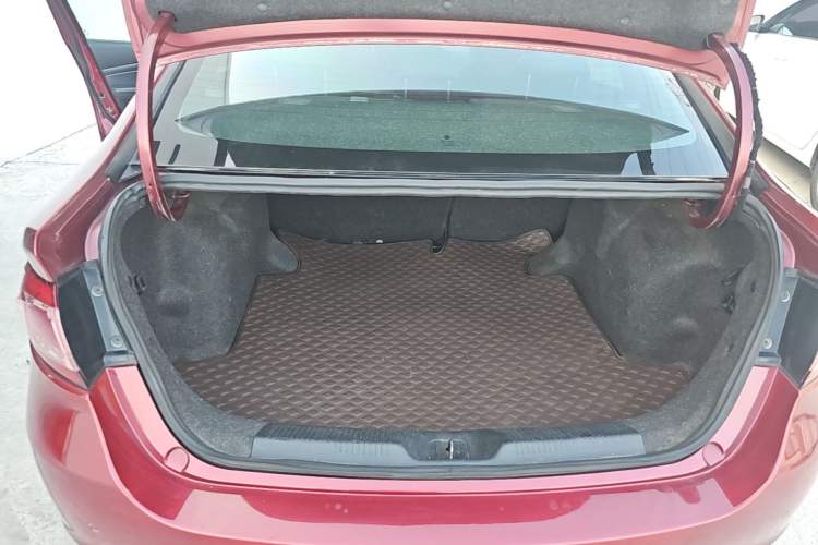 Used Fiat Viaggio 2012 1.4T Automatic Jingxiang Edition Trunk