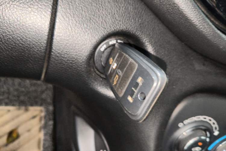 Used Fiat Viaggio 2012 1.4T Automatic Jingxiang Edition Vehicle Key