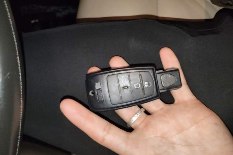 Used Fiat Viaggio 2012 1.4T Automatic Jingxiang Edition Vehicle Key