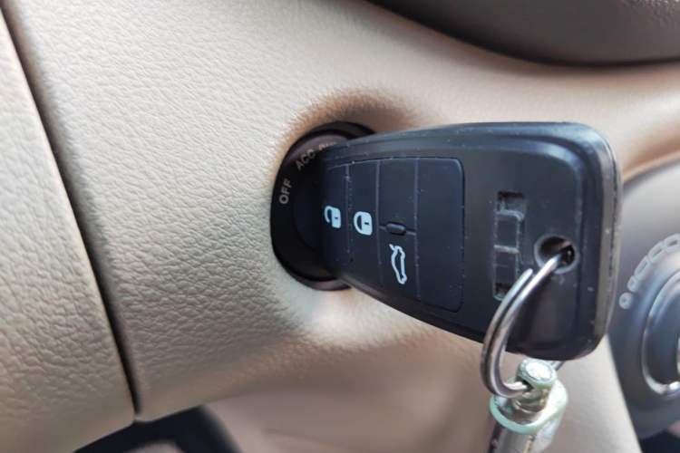 Used Fiat Viaggio 2012 1.4T Automatic Enjoyment Edition Vehicle Key