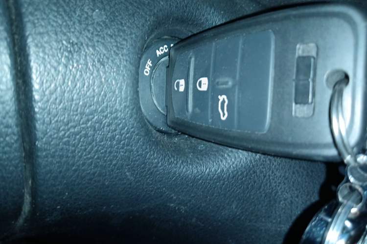 Used Fiat Viaggio 2012 1.4T Automatic Jingxiang Edition Vehicle Key