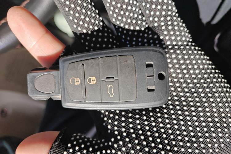 Used Fiat Viaggio 2012 1.4T Automatic Enjoyment Edition Vehicle Key