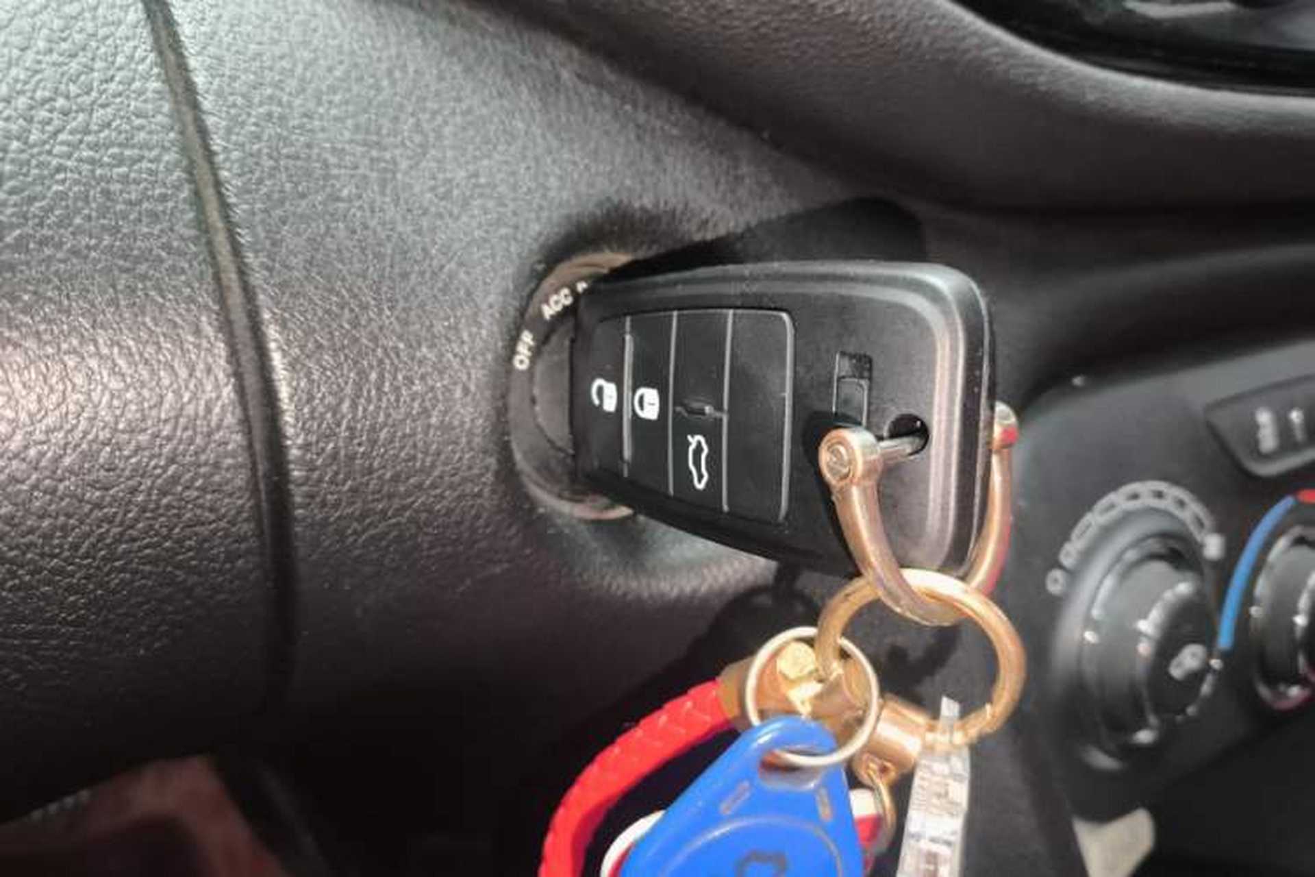 Used Fiat Viaggio 2012 1.4T Automatic Jingxiang Edition Vehicle Key