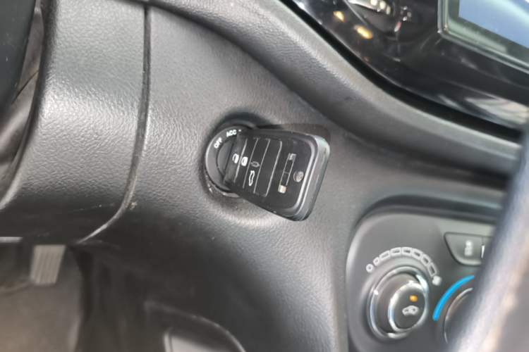 Used Fiat Viaggio 2012 1.4T Automatic Jingxiang Edition Vehicle Key