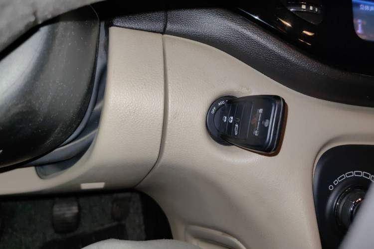 Used Fiat Viaggio 2012 1.4T Manual Enjoyment Edition Vehicle Key