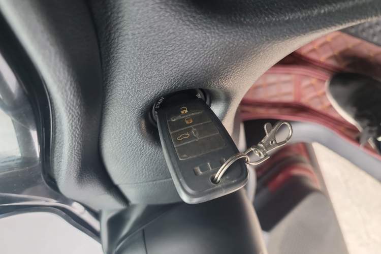 Used Fiat Viaggio 2012 1.4T Automatic Jingxiang Edition Vehicle Key