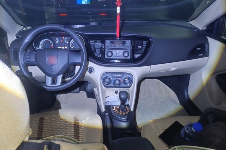 Used Fiat Viaggio 2012 1.4T Automatic Enjoyment Edition Center Console